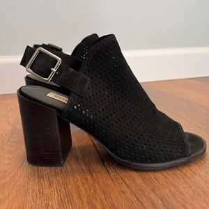 Steve Madden Neptune Black Leather Cutout Booties